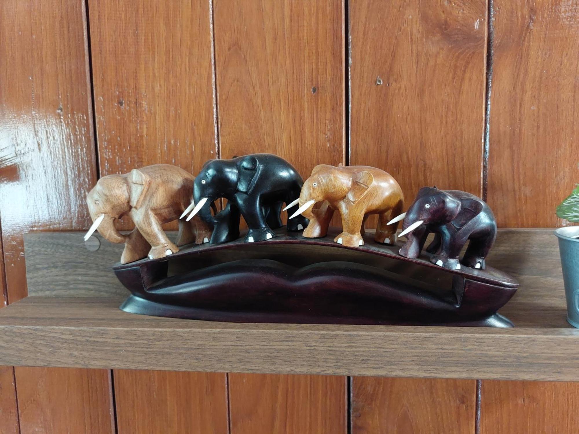 Whales Come To The River - Riverside - 3 Rooms On 2Nd Floor Ban Bang Phli Nua Εξωτερικό φωτογραφία