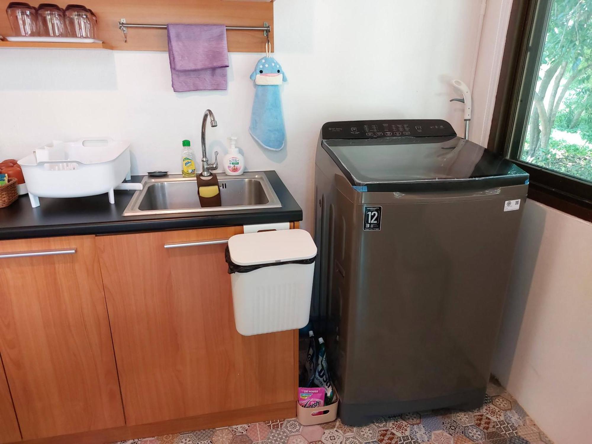 Whales Come To The River - Riverside - 3 Rooms On 2Nd Floor Ban Bang Phli Nua Εξωτερικό φωτογραφία