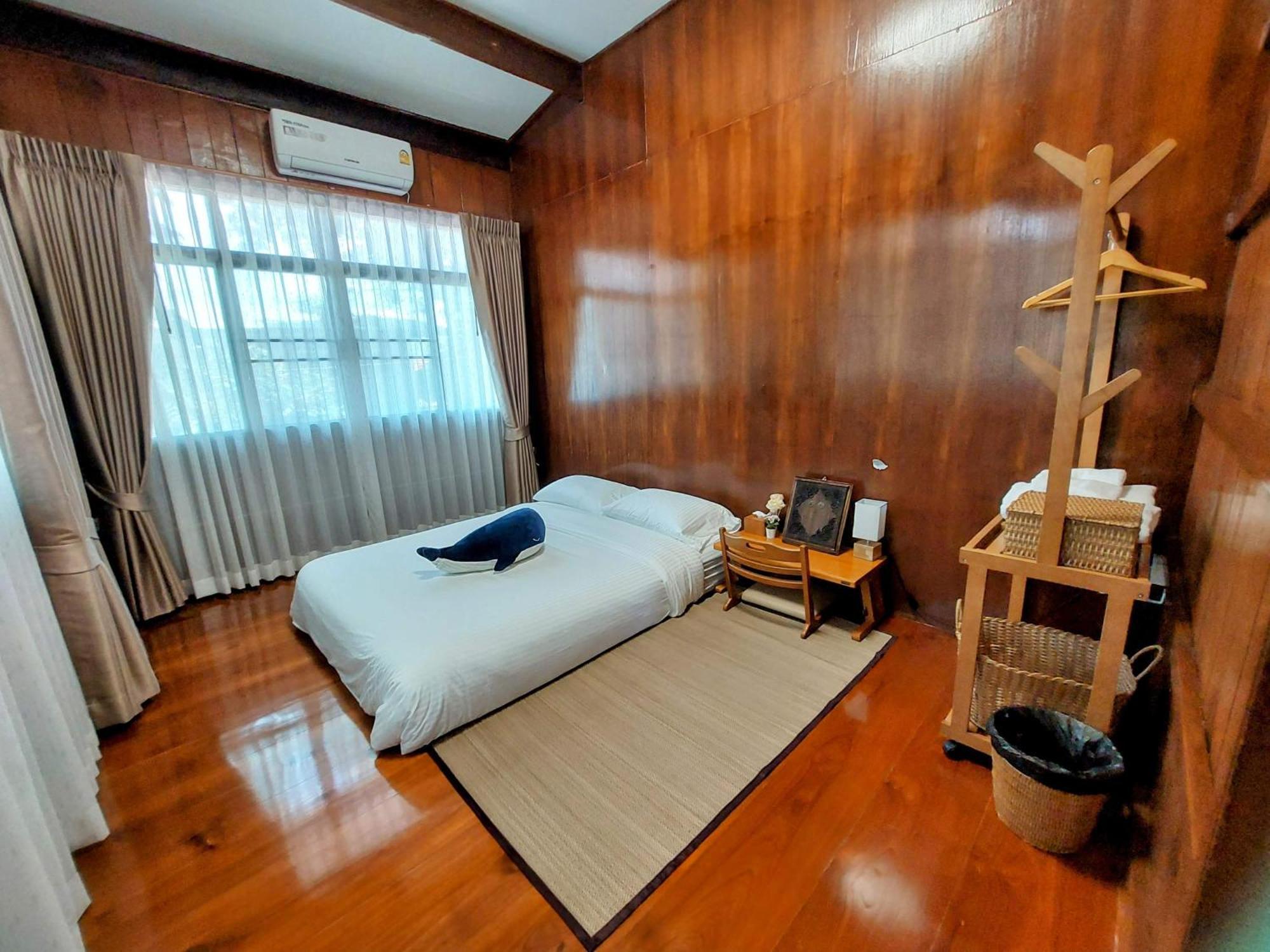 Whales Come To The River - Riverside - 3 Rooms On 2Nd Floor Ban Bang Phli Nua Εξωτερικό φωτογραφία