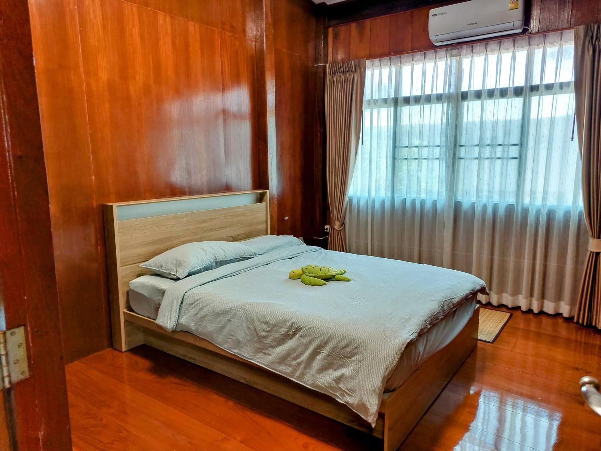 Whales Come To The River - Riverside - 3 Rooms On 2Nd Floor Ban Bang Phli Nua Εξωτερικό φωτογραφία