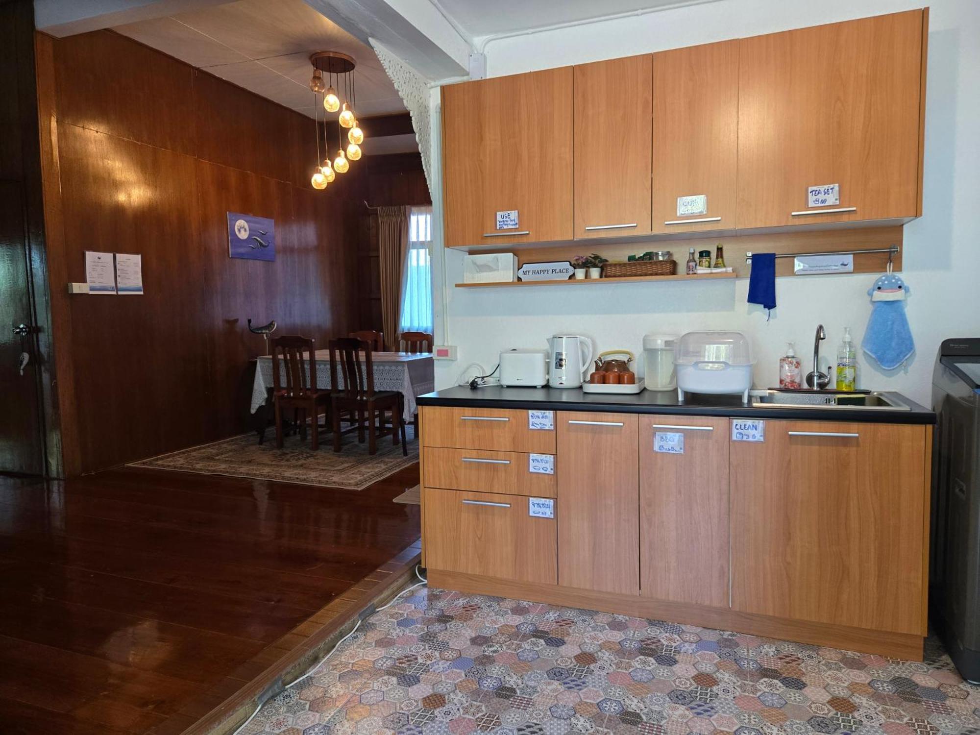 Whales Come To The River - Riverside - 3 Rooms On 2Nd Floor Ban Bang Phli Nua Εξωτερικό φωτογραφία